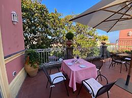 The Secret Garden Relais