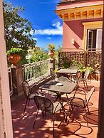 The Secret Garden Relais