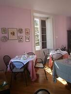 The Secret Garden Relais