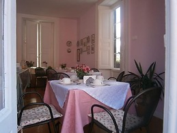 The Secret Garden Relais