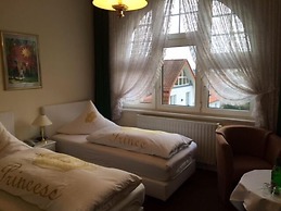 Kurvilla Fürstin Pauline