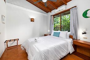 Bahia Esmeralda