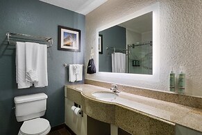 Best Western Waldo Inn and Suites