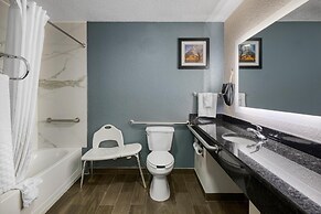 Best Western Waldo Inn and Suites