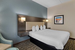 Best Western Waldo Inn and Suites