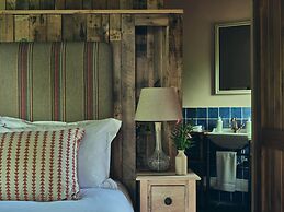 Wildhive Callow Hall