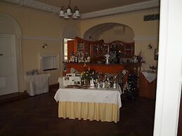 Hotel Bellevue Schmölln