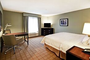 Hampton Inn & Suites Detroit-Canton
