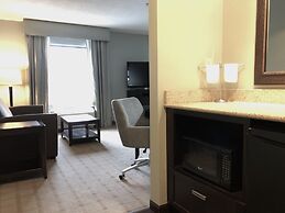 Hampton Inn & Suites Detroit-Canton