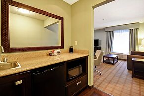 Hampton Inn & Suites Detroit-Canton