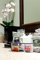 Hampton Inn & Suites Detroit-Canton