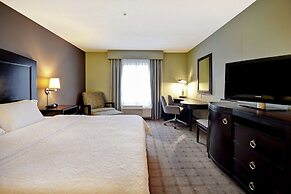 Hampton Inn & Suites Detroit-Canton