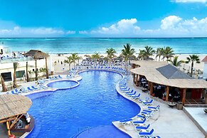 Grand Decameron Los Cabos, A Trademark All-Inclusive Resort