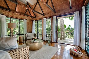 Matangi Private Island Resort