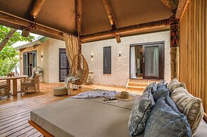 Matangi Private Island Resort