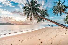 Matangi Private Island Resort