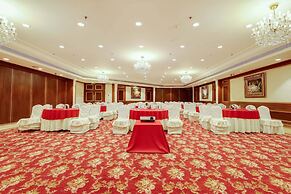 Hotel The Royal Plaza