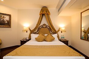 Hotel The Royal Plaza