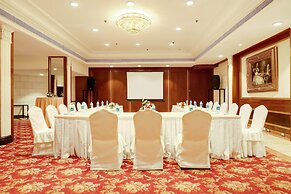 Hotel The Royal Plaza