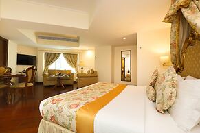 Hotel The Royal Plaza