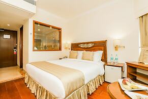 Hotel The Royal Plaza