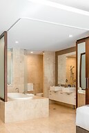 Oaks Casuarina Santai Resort
