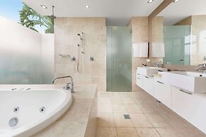 Oaks Casuarina Santai Resort