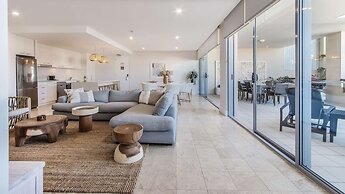 Oaks Casuarina Santai Resort