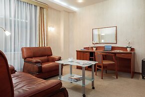 Nikol Business Hotel