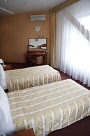 Nikol Business Hotel