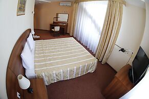 Nikol Business Hotel
