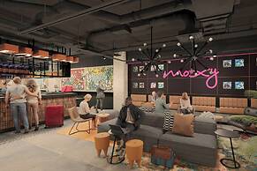 Moxy Belfast City