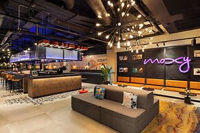 Moxy Belfast City