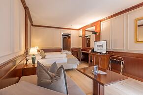 MANNI The Hotel