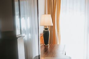 MANNI The Hotel
