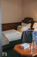 MANNI The Hotel