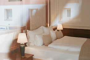 MANNI The Hotel