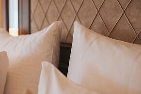 MANNI The Hotel
