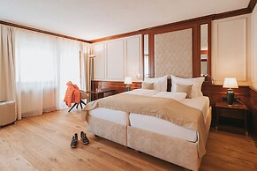 MANNI The Hotel