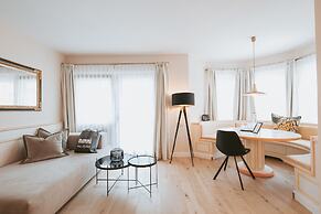 MANNI The Hotel