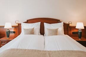 MANNI The Hotel