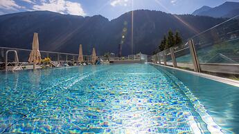 MANNI The Hotel