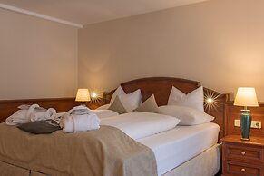 MANNI The Hotel