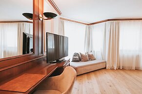 MANNI The Hotel