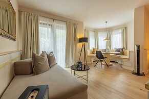 MANNI The Hotel