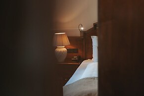 MANNI The Hotel