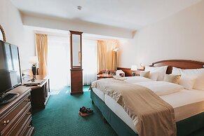 MANNI The Hotel