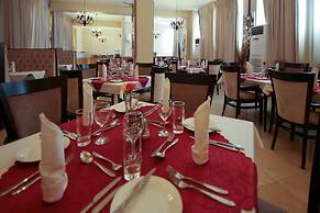 Best Western Plus Accra Beach Hotel