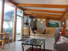 Shoresh Green Hills Family Suites Hotel