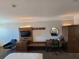 Holiday Inn Express Hotel & Suites Galveston West-Seawall by IHG